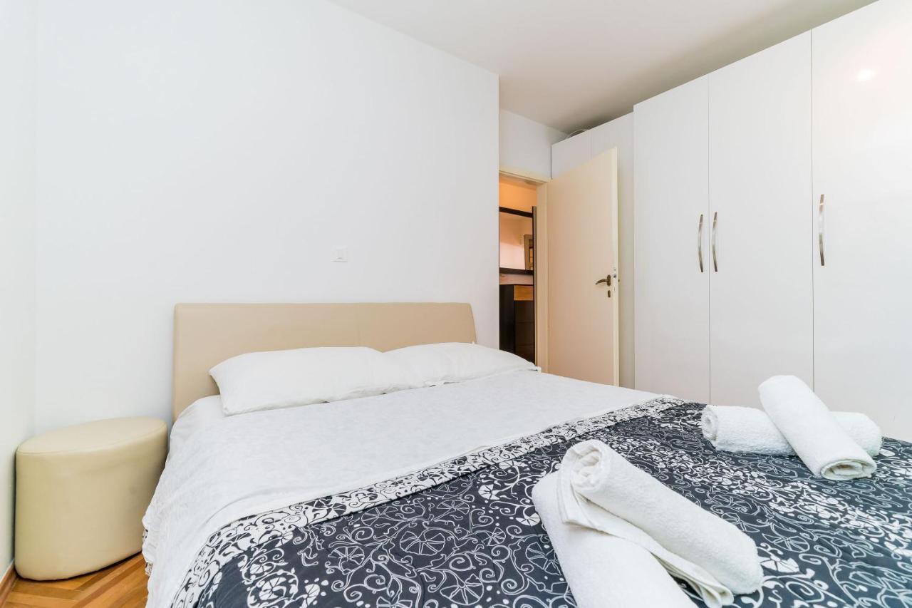 The View Apartment ดูบรอฟนิก ภายนอก รูปภาพ